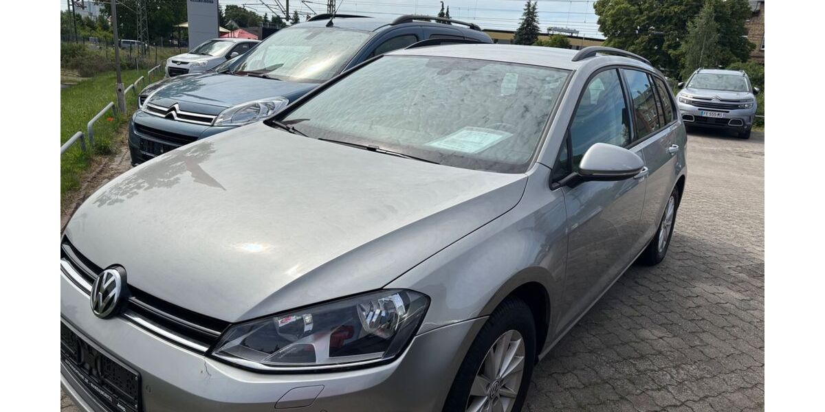VW Golf 262.000 km 7.500 &euro; Waren 17192