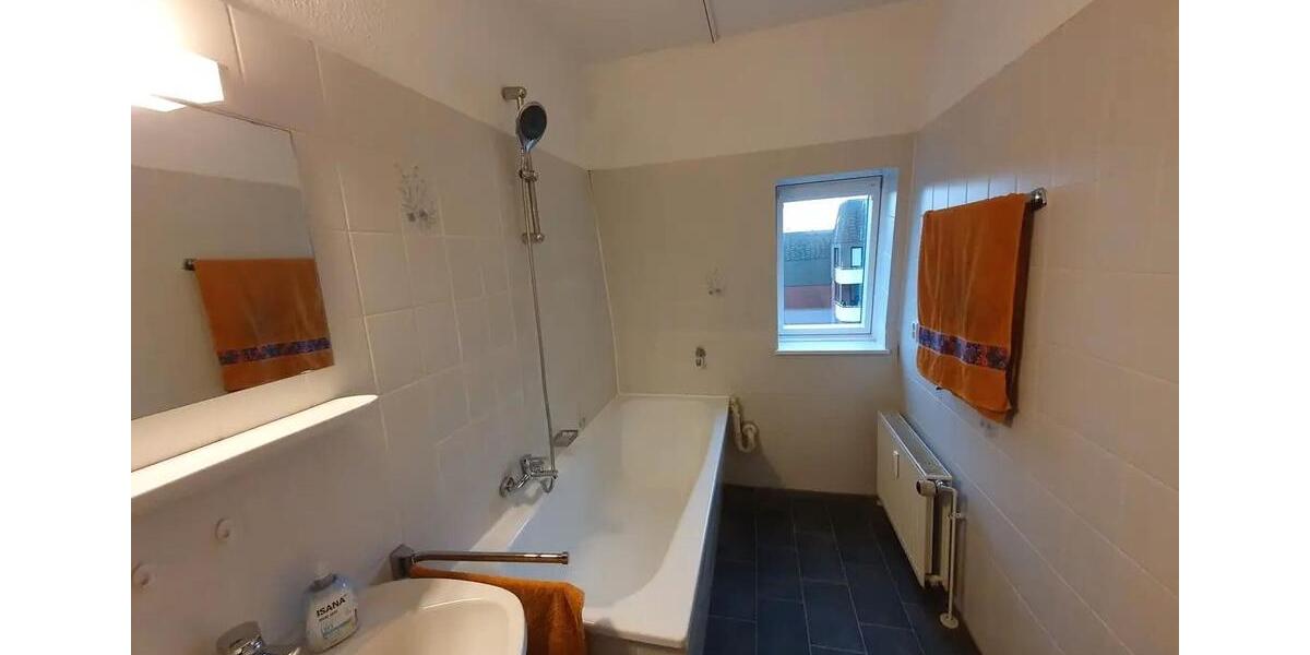 Dachgeschoßwohnung Delmenhorst Deichhorst - 2 Zimmer, 46 m&sup2;, 420&euro; | Angebot:25887193