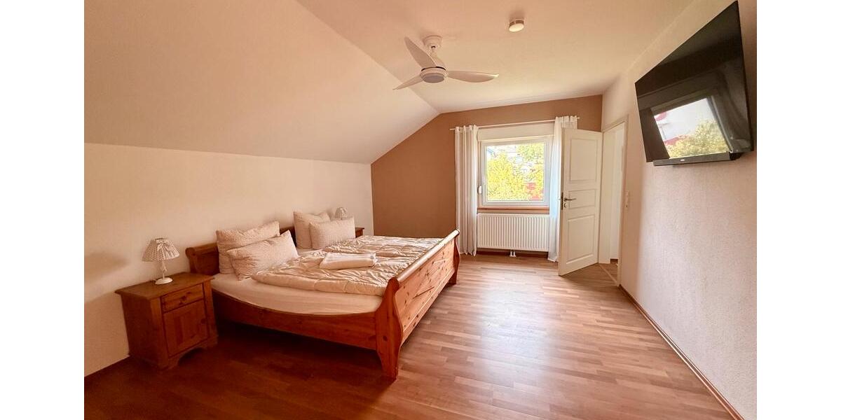Bauernhaus, Landhaus Schwalbach - 9 Zimmer, 254 m&sup2;, 670.000&euro; | Angebot:27059315