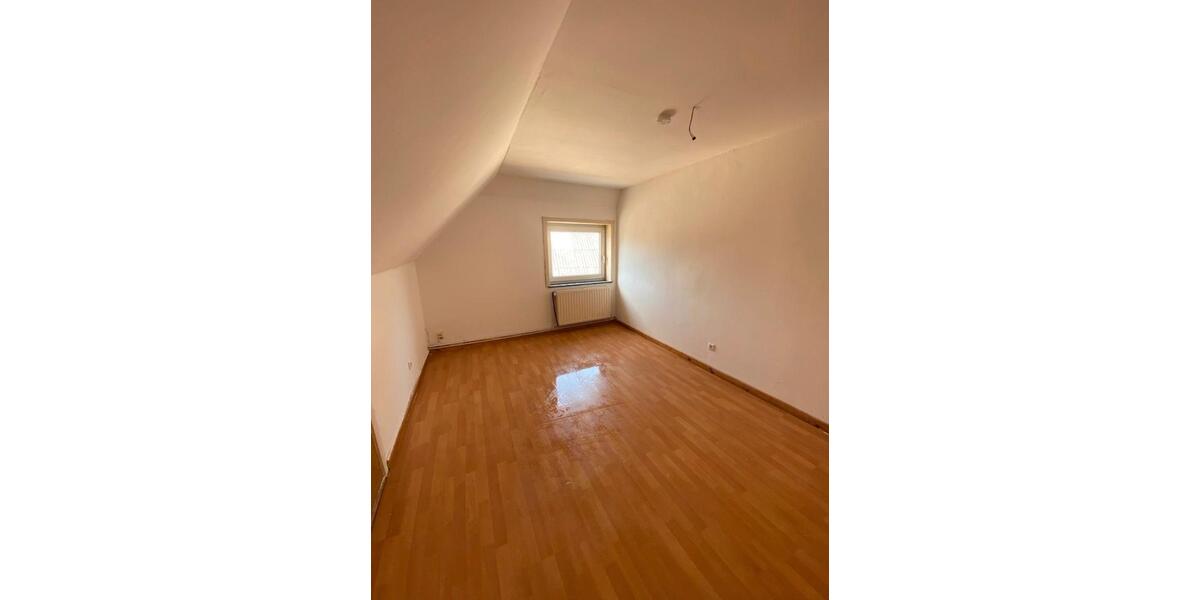 Mehrfamilienhaus, Wohnhaus Witzwort - 9 Zimmer, 250 m&sup2;, 185.000&euro; | Angebot:27119358