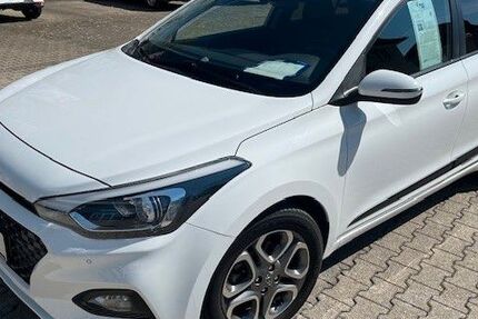 Hyundai i20 43.000 km 12.900 &euro; Villingen-Schwenningen 78048