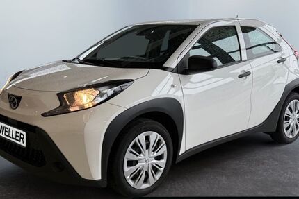 Toyota Aygo (X) 33.266 km 12.280 &euro; Hamm 59067