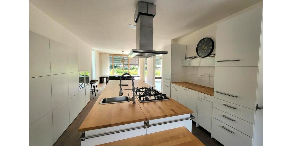 Einfamilienhaus Darmstadt Eberstadt - 6 Zimmer, 240 m&sup2;, 3.650&euro; | Angebot:25235664