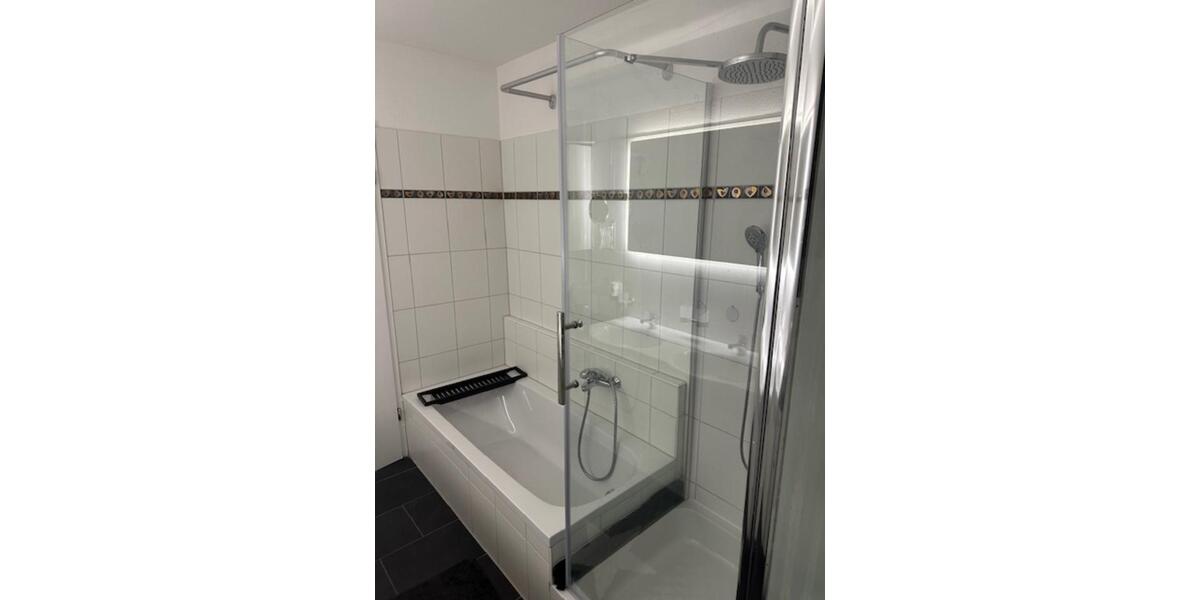 Einfamilienhaus Grenzach-Wyhlen Wyhlen - 8 Zimmer, 226 m&sup2;, 879.000&euro; | Angebot:18899182