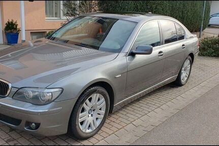 BMW 740