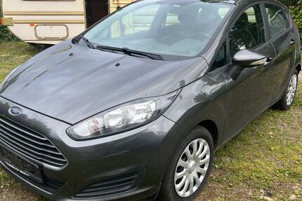 Ford Fiesta 111.000 km 3.450 &euro; Zwickau 08056