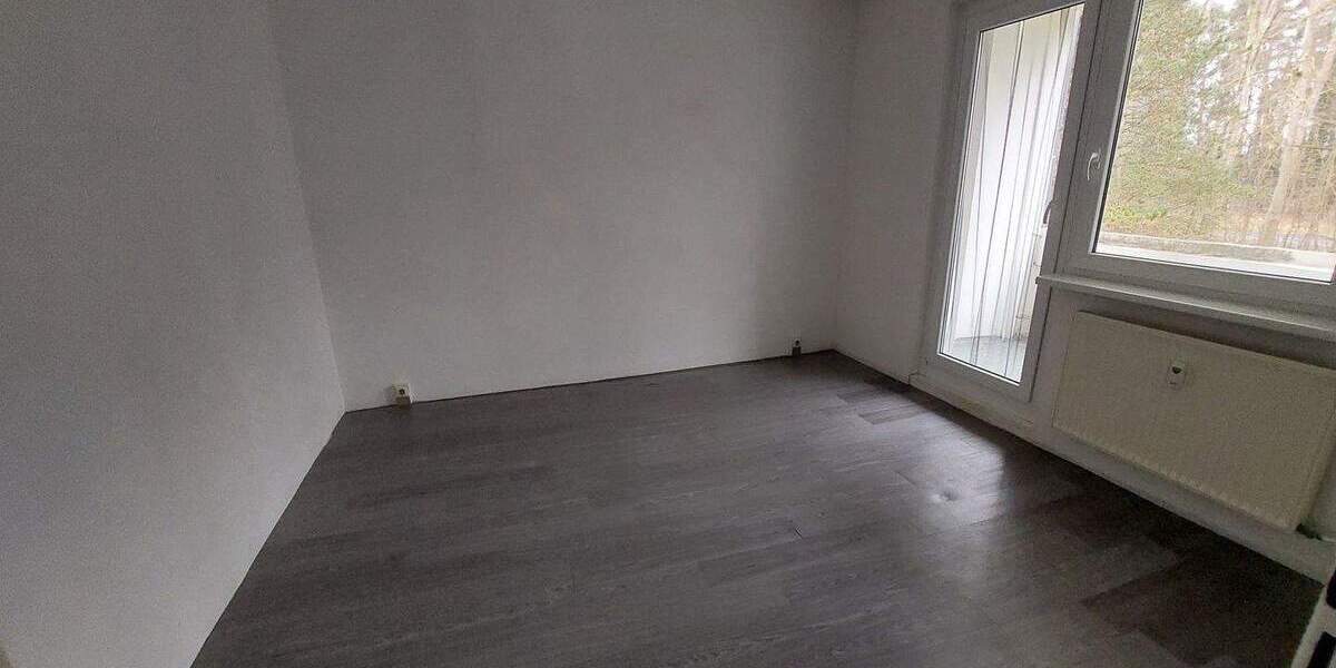 Etagenwohnung Müncheberg - 4 Zimmer, 76 m&sup2;, 700&euro; | Angebot:24311237
