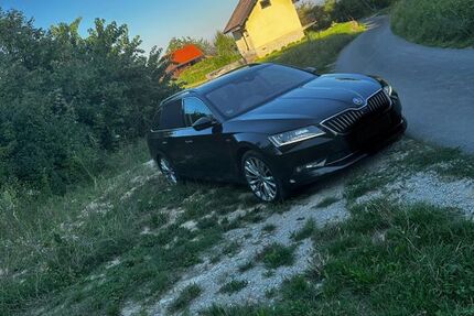 Skoda Superb 164.000 km 16.900 &euro; Ellenberg 73488