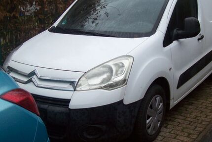 Peugeot 107 150.200 km 899 € Quickborn 25451