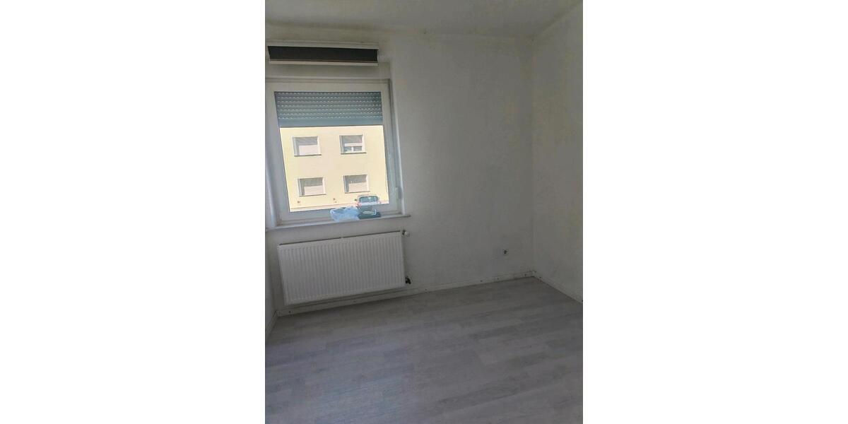 Erdgeschoßwohnung Worms Westliche Vororte - 4 Zimmer, 98 m&sup2;, 1.300&euro; | Angebot:26410481
