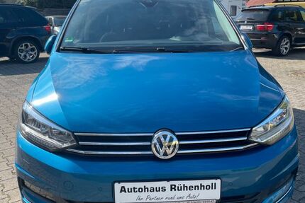 VW Touran 98.000 km 21.900 &euro; Versmold 33775