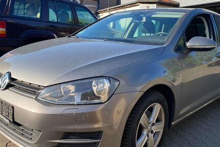 VW Golf 110.000 km 11.299 &euro; Eppstein 65817