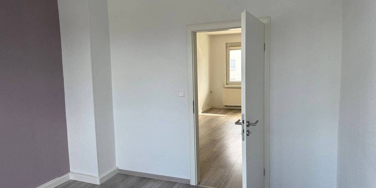 Etagenwohnung Waltershausen - 3 Zimmer, 59 m&sup2;, 79.500&euro; | Angebot:26554004