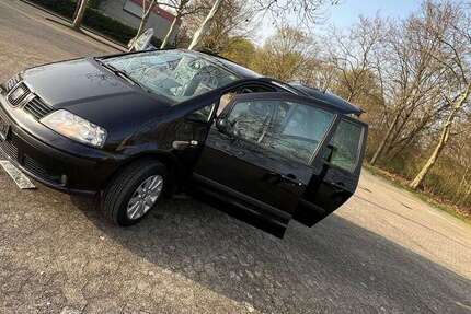 Seat Alhambra 227.300 km 4.250 &euro; Köln, Stadt 50765
