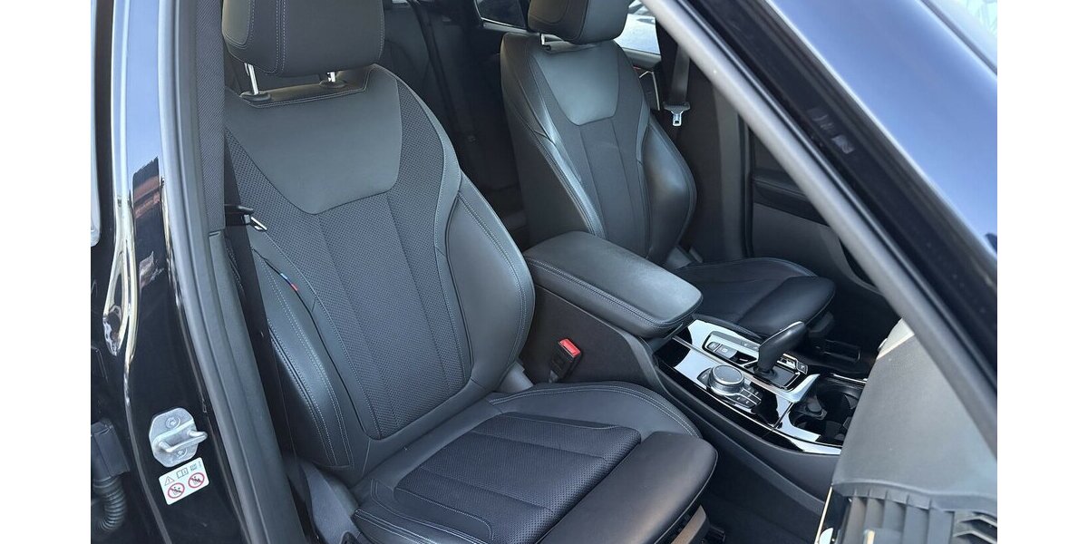 BMW X3 xDrive 30 d M Sport CARPLAY/NAVI/DAB/LED/AHK 81.948 km 35.900 &euro; Villingen-Schwenningen 78054