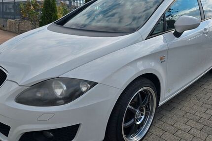 Seat Leon 180.000 km 4.899 &euro; Fulda 36041