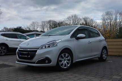 Peugeot 208 150.000 km 6.700 &euro; Bonn 53119