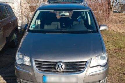 VW Touran 216.700 km 4.800 &euro; Dresden 01257