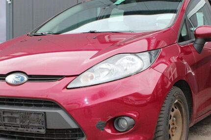 Ford Fiesta 200.300 km 2.490 &euro; Kohlberg 72664