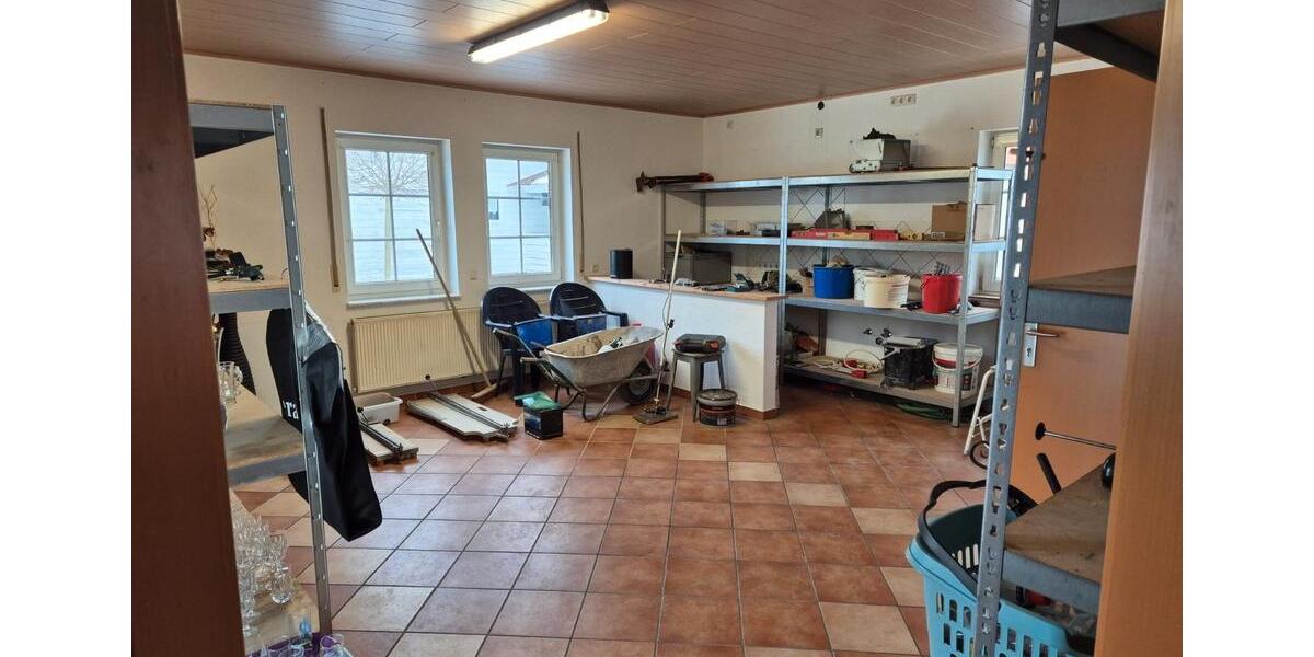 Einfamilienhaus Amöneburg - 8 Zimmer, 270 m&sup2;, 538.000&euro; | Angebot:26537877