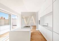 Modernes Penthouse mit Dachterrasse im historischen Kreuzberg