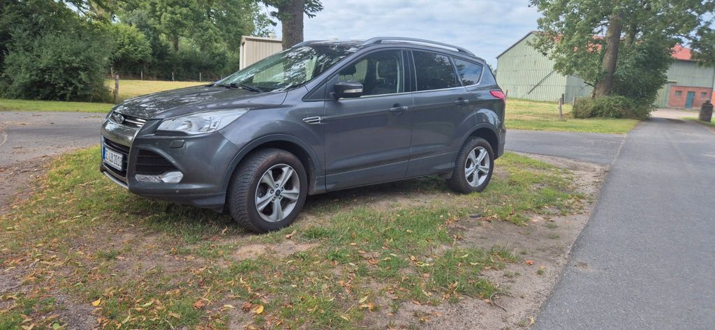 Ford Kuga 150.000 km 10.300 &euro; Rendswühren 24619