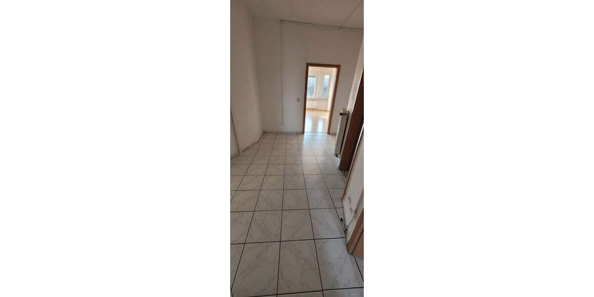 Etagenwohnung Stuttgart Zuffenhausen - 3 Zimmer, 84 m&sup2;, 1.290&euro; | Angebot:25051700