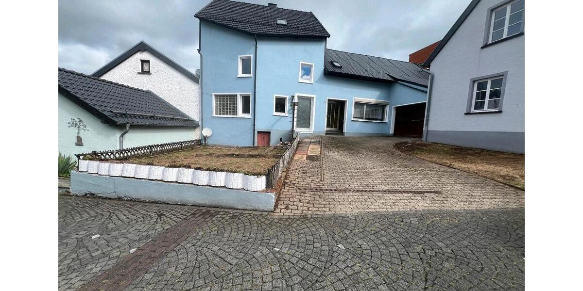 Mehrfamilienhaus, Wohnhaus Stadtkyll - 15 Zimmer, 350 m&sup2;, 220.000&euro; | Angebot:25842148