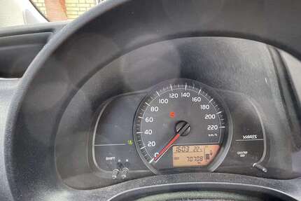 Toyota Yaris 70.000 km 5.750 &euro; Weyhe 28844