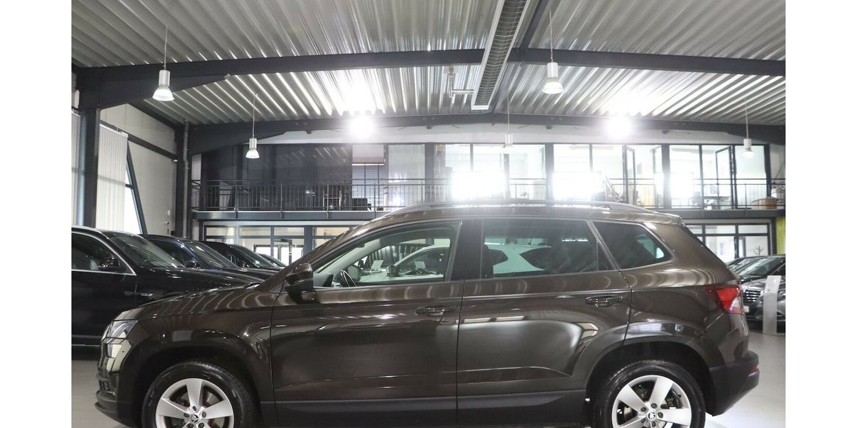 Skoda Karoq 1.5 TSI AMBITION / NAVI+APPLE+ANDROID+DAB 90.000 km 15.777 &euro; Hamm 59077