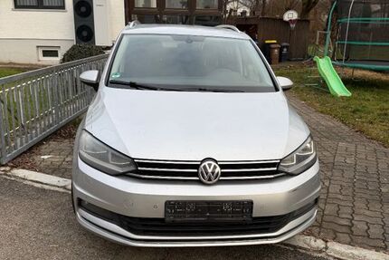 VW Touran 261.900 km 13.300 &euro; Babenhausen 87727