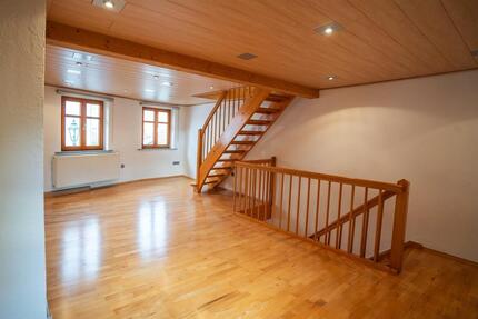 Wohnung und Haus in einem - saniertes Altstadthaus mit insgesamt 93m², EBK und Klimaanlage 3 zimmer