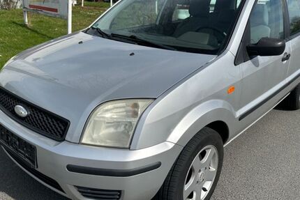 Ford Fusion 162.000 km 950 € Salzgitter 38229