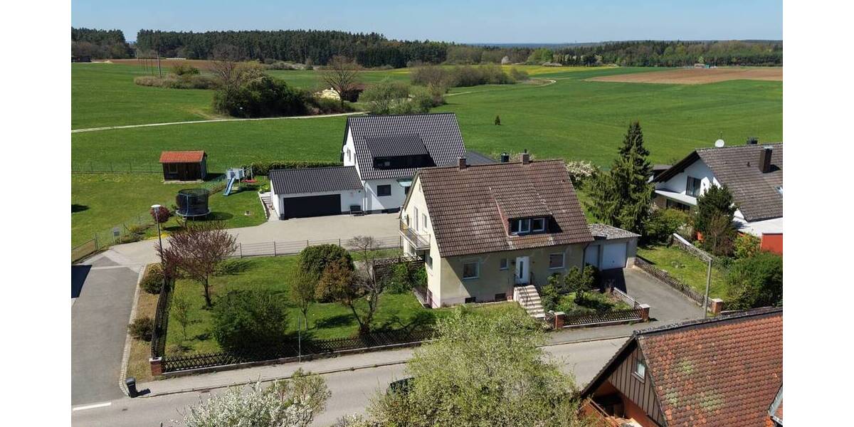Mehrfamilienhaus, Wohnhaus Burgthann / Unterferrieden Unterferrieden - 6 Zimmer, 146 m&sup2;, 290.000&euro; | Angebot:26358336