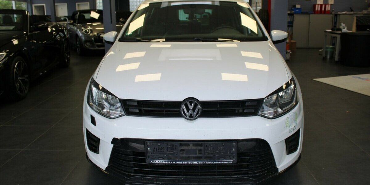 VW Polo 1.2 TSI BMT Highline 127.294 km 7.980 &euro; Euskirchen 53881