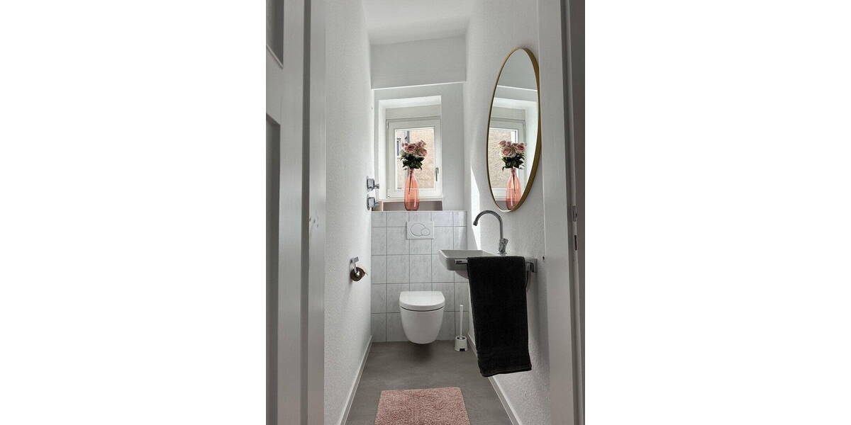 Etagenwohnung Wuerzburg Altstadt - 2 Zimmer, 72 m&sup2;, 1.440&euro; | Angebot:26885289