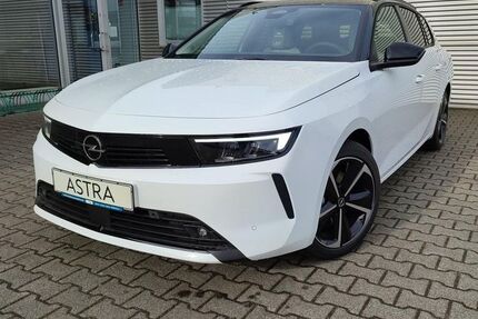 Opel Astra 22.495 km 33.880 € Potsdam 14480