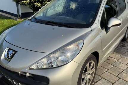 Peugeot 207 95.500 km 4.850 &euro; Andernach 56626