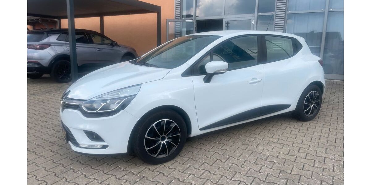 Renault Clio 178.000 km 6.700 &euro; Frankenberg/Eder 35066