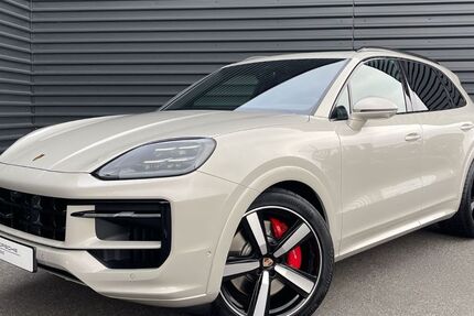 Porsche Cayenne 17.990 km 127.750 &euro; Papendorf 18059