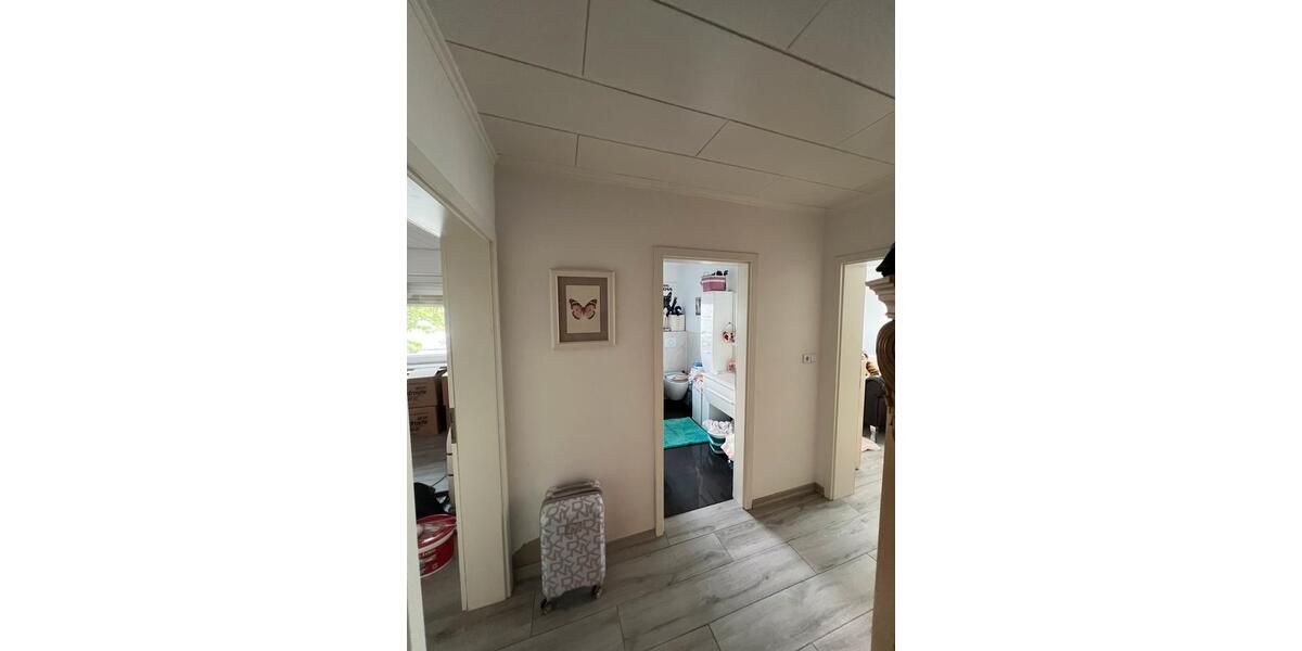 Erdgeschoßwohnung Enger - 3 Zimmer, 96 m&sup2;, 850&euro; | Angebot:26652911