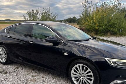 Opel Insignia 161.000 km 10.200 € Warburg 34414