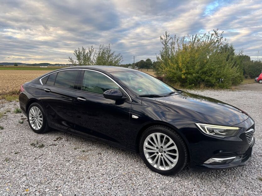Opel Insignia 161.000 km 10.200 € Warburg 34414