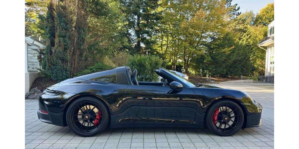 Porsche 992 6.003 km 189.970 &euro; Grünwald 82031