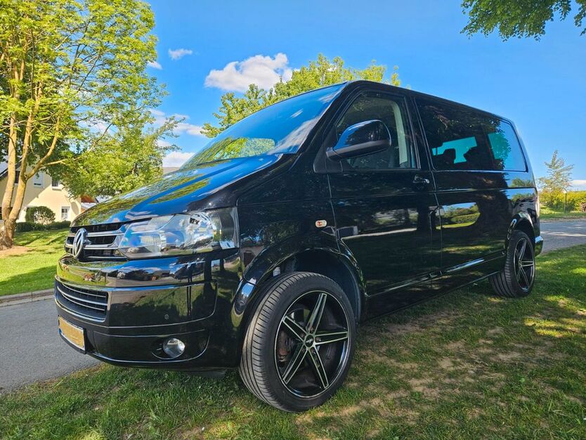 VW T5 Multivan 182.365 km 19.800 € Selbitz 95152