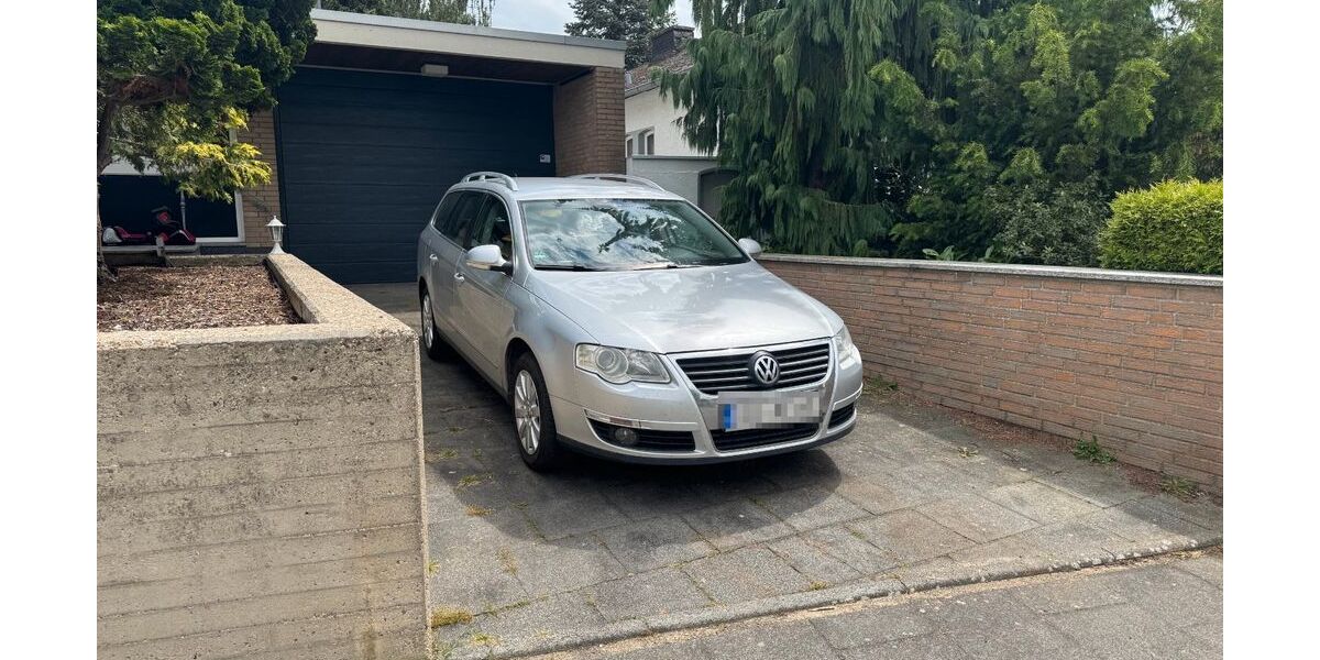 VW Passat 293.528 km 3.499 &euro; Zülpich 53909
