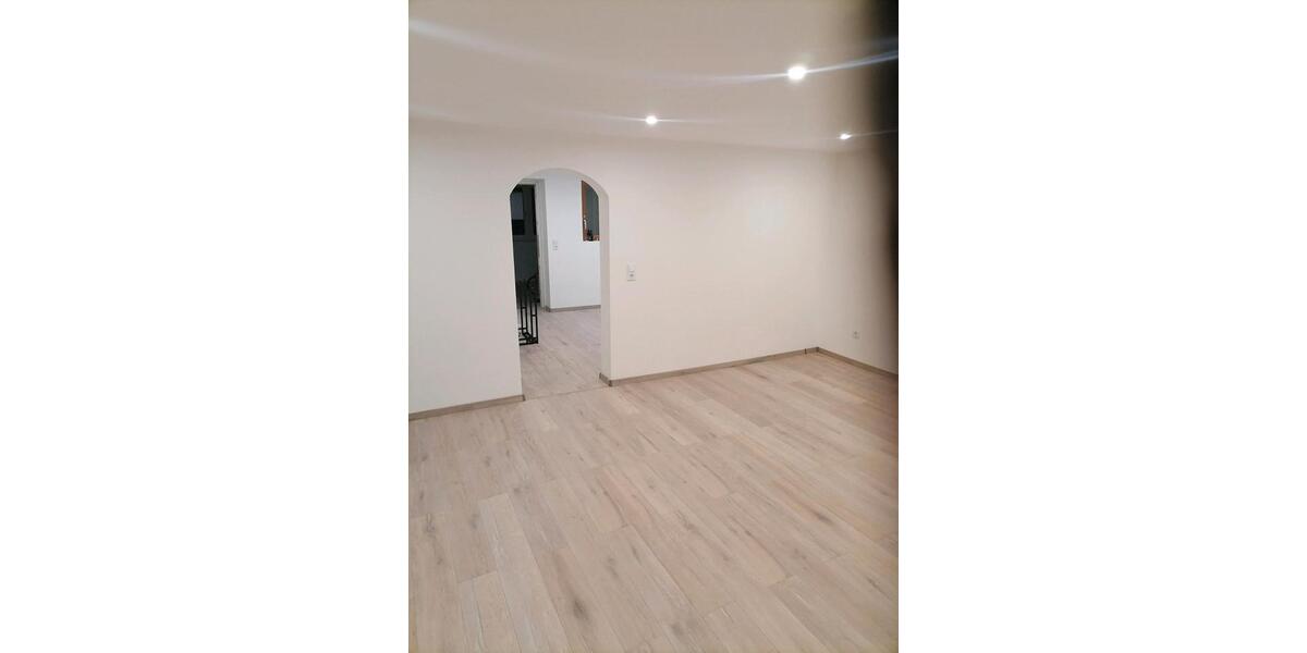 Mehrfamilienhaus, Wohnhaus Zweibrücken - 14 Zimmer, 300 m&sup2;, 480.000&euro; | Angebot:26984226