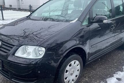 VW Touran 193.500 km 3.950 &euro; Bielefeld 33659