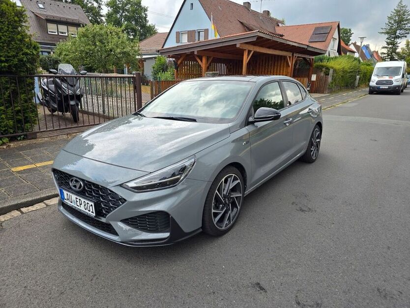 i30