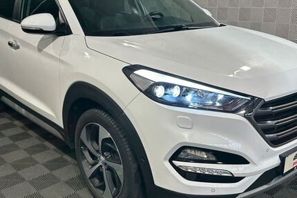 Hyundai TUCSON 82.498 km 18.240 &euro; Horb am Neckar 72160